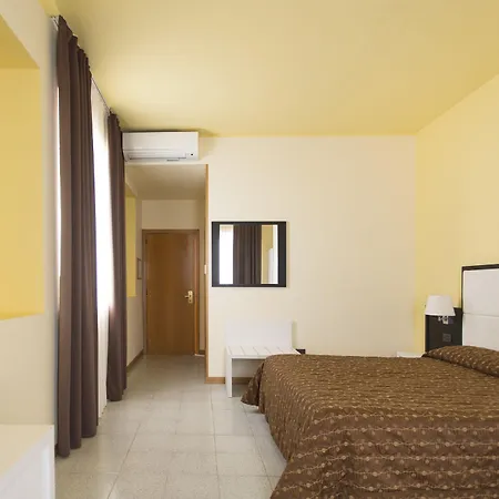 Margherita Hotel 3*