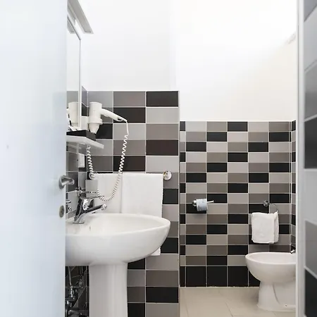 Margherita Hotel 3*